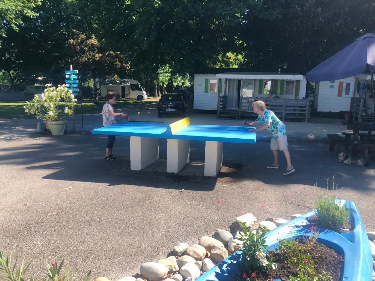 Camping Paradis Family Des Issoux Lalevade-dʼArdèche 외부 사진