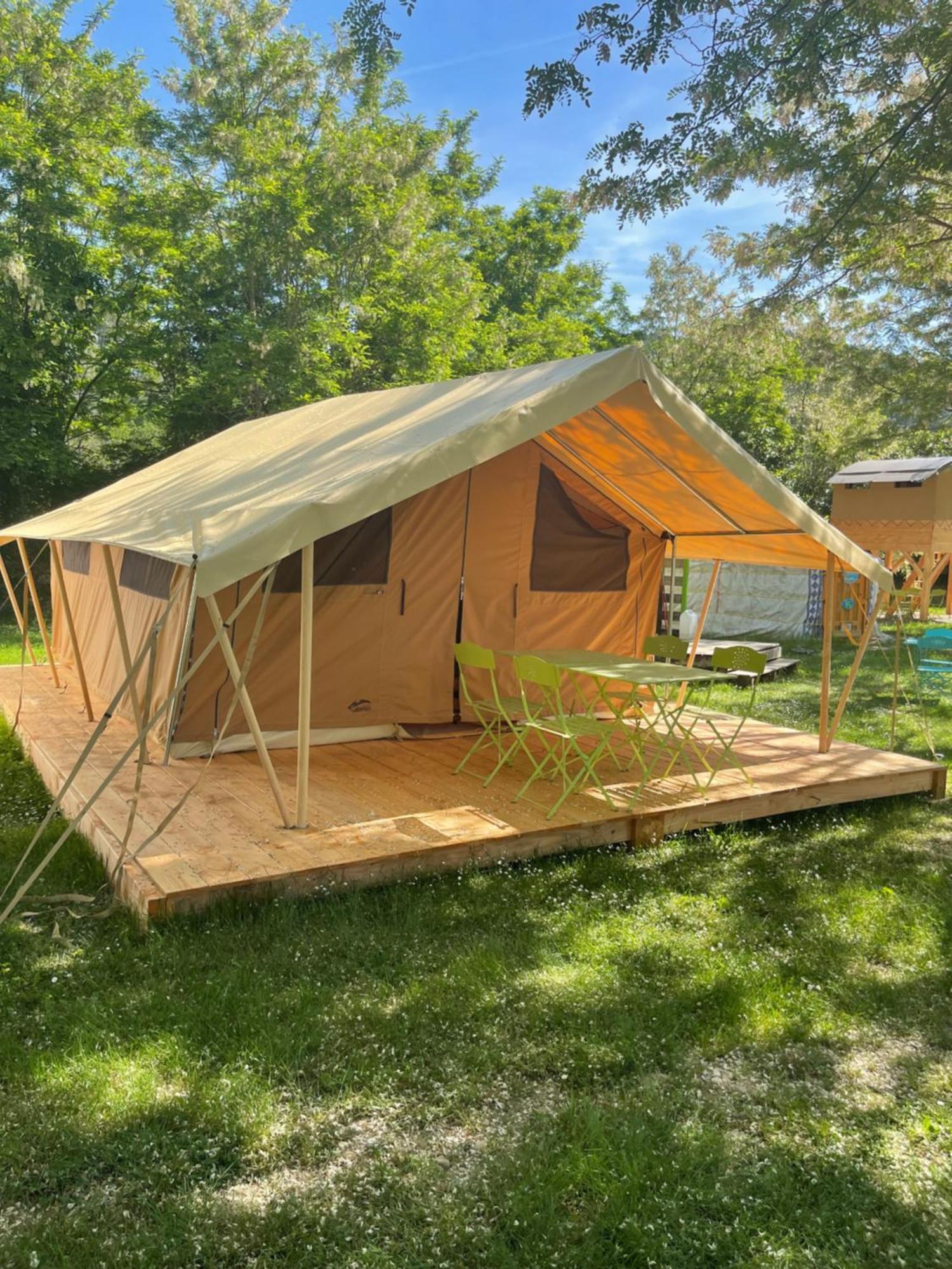 Camping Paradis Family Des Issoux Lalevade-dʼArdèche 외부 사진