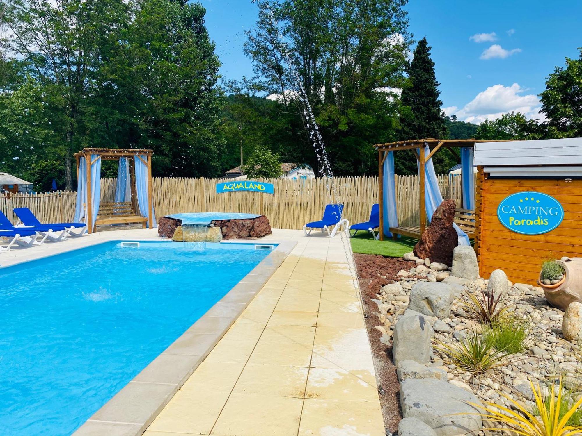Camping Paradis Family Des Issoux Lalevade-dʼArdèche 외부 사진